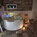 Venusuite - Luxury House, & Relax - Tatil Evi Venosa
