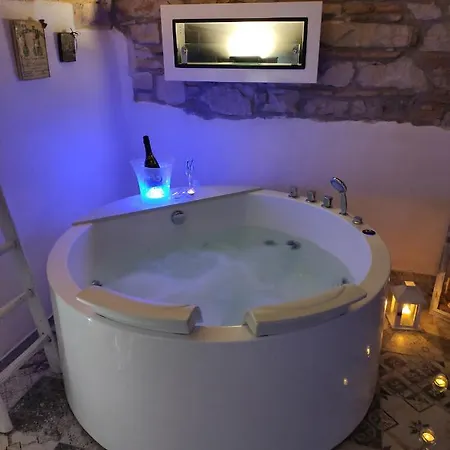 Venusuite - Luxury House, & Relax - 펜션 베노사